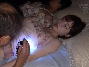 Ngày 13 tháng 7 năm 2023_Con đĩ nhỏ