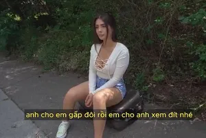 ông chú chăm sóc 2 đứa gái múp rụp ở tuổi dậy thì